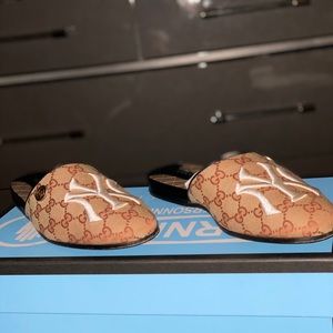 Gucci slides